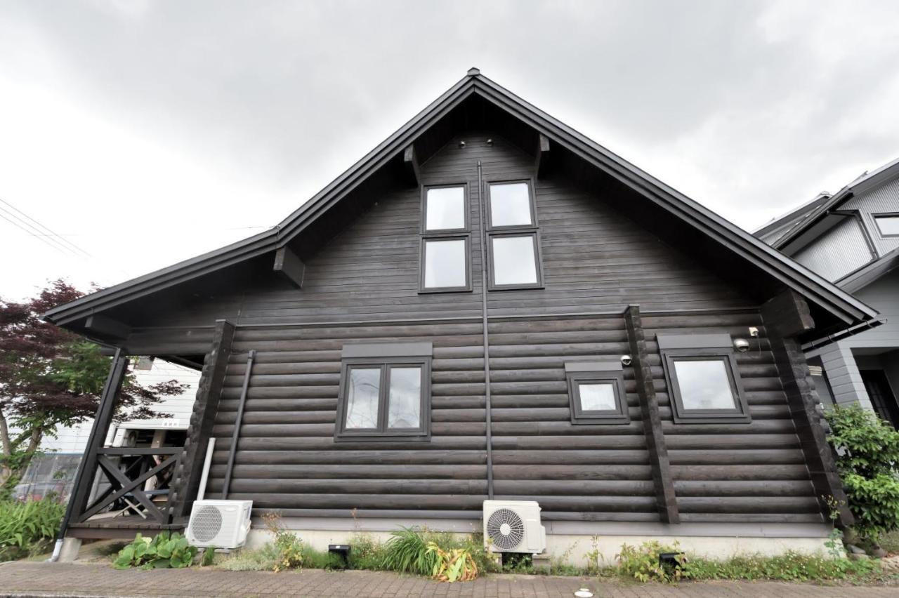 Carrefour Guesthouse カルフール ゲストハウス Toyama Station Exterior foto