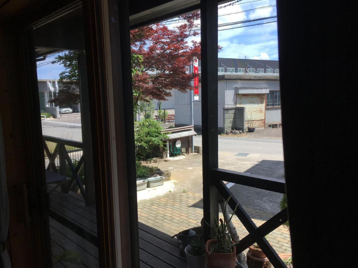 Carrefour Guesthouse カルフール ゲストハウス Toyama Station Exterior foto