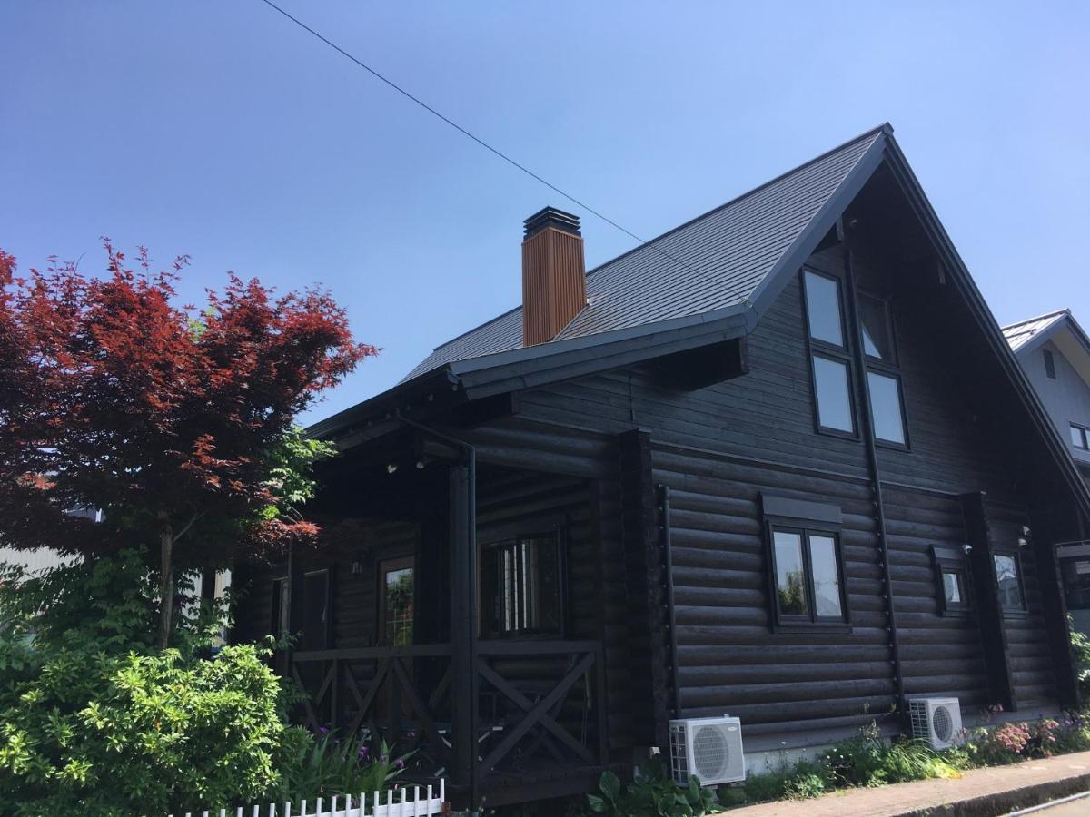 Carrefour Guesthouse カルフール ゲストハウス Toyama Station Exterior foto